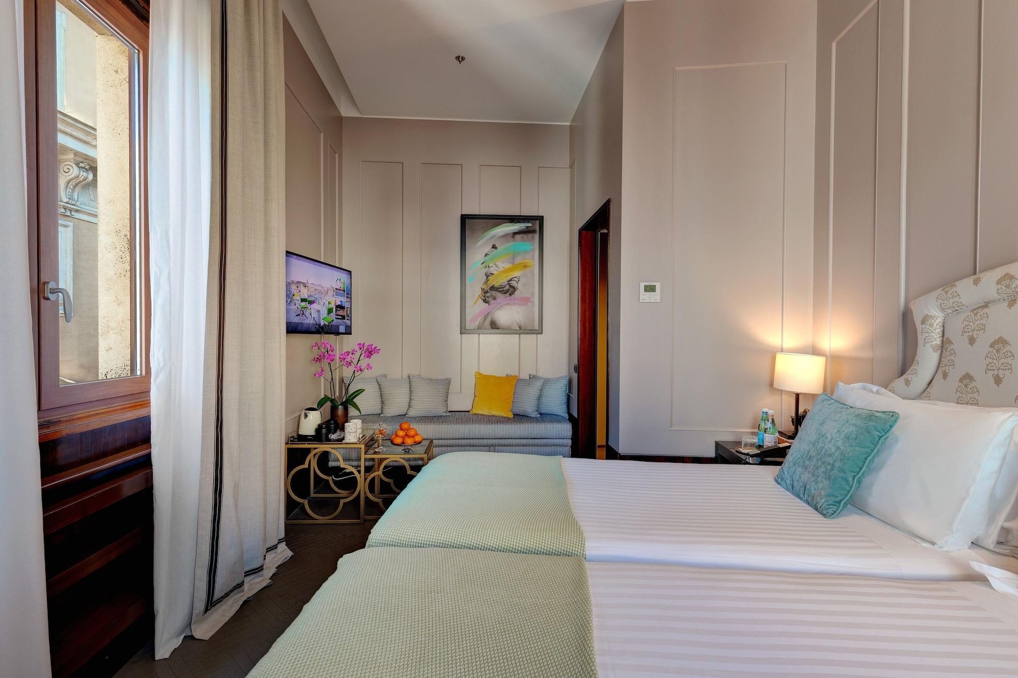 Singer Palace 5* Rome